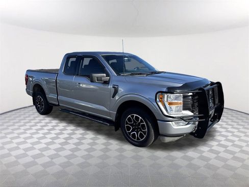 Used 2022 Ford F150 XLT w/ Equipment Group 301A Mid image 3