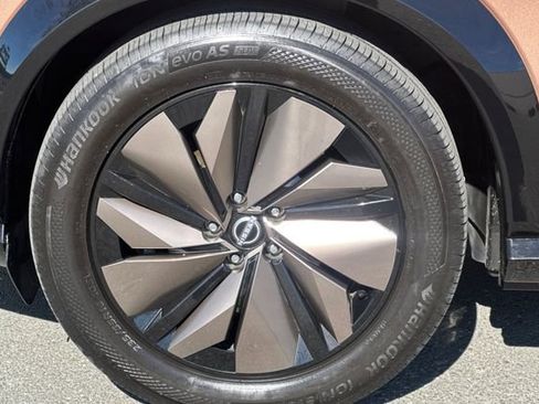 Used 2023 Nissan Ariya FWD image 43