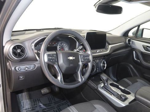Used 2024 Chevrolet Blazer LT w/ Convenience Package FWD image 24