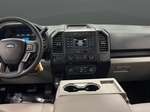 Used 2017 Ford F150 XL w/ XL Power Equipment Group AWD/4WD image 11