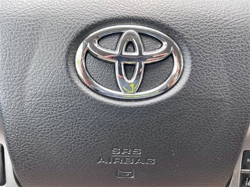 Used 2021 Toyota Tacoma TRD Sport image 18