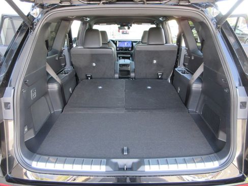 New 2026 Lexus TX 500h AWD image 56
