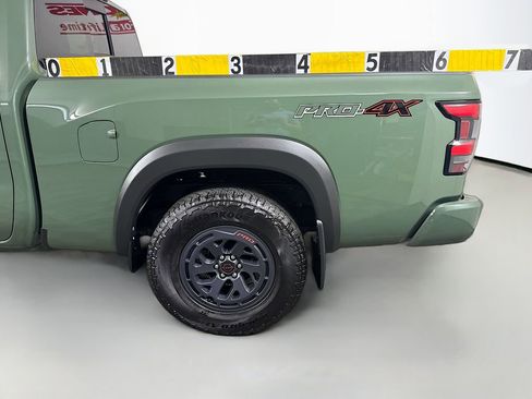 Certified 2025 Nissan Frontier PRO-4X w/ Pro Premium Package AWD/4WD image 17
