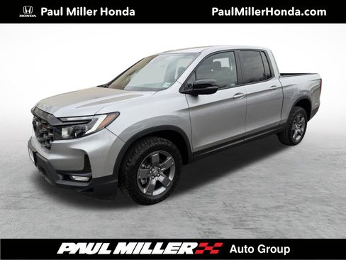 Used 2024 Honda Ridgeline TrailSport image 1