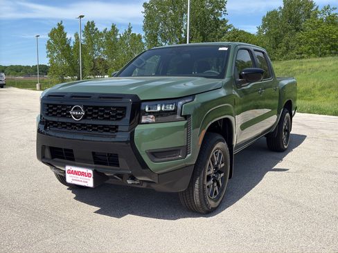 New 2026 Nissan Frontier SV AWD/4WD image 2