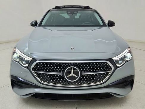 Used 2024 Mercedes-Benz E 350 4MATIC Sedan image 13