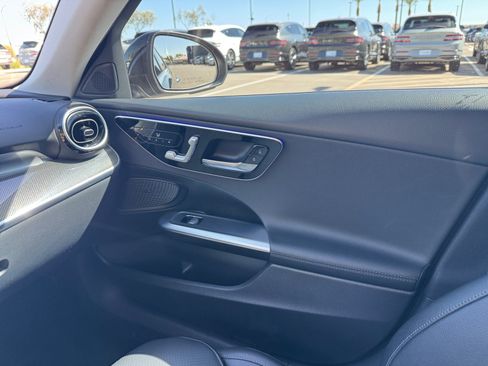 Used 2022 Mercedes-Benz C 300 Sedan image 16