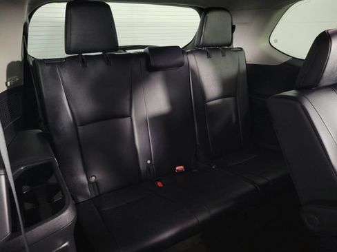 Used 2025 Toyota Grand Highlander AWD image 16