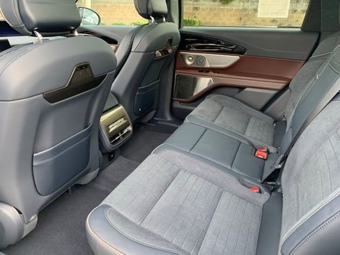 New 2026 Lincoln Nautilus Black Label image 17