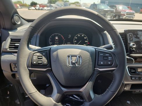 New 2026 Honda Ridgeline RTL image 14