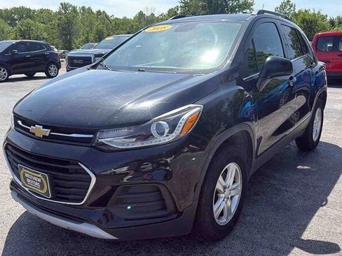 Used 2018 Chevrolet Trax LT w/ LT Convenience Package AWD/4WD image 4