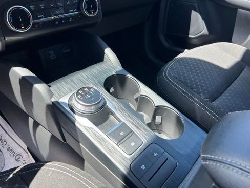 Certified 2023 Ford Escape Active AWD/4WD image 15