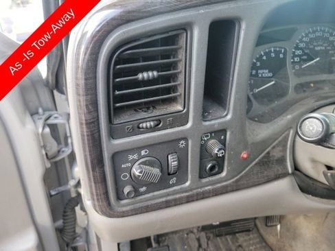 Used 2004 GMC Yukon XL Denali AWD/4WD image 11