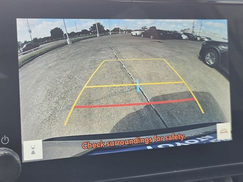 Used 2024 Toyota RAV4 LE FWD image 18