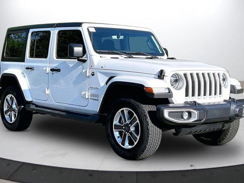 Certified 2022 Jeep Wrangler Unlimited Sahara w/ LED Lighting Group AWD/4WD image 2