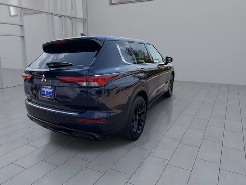 Used 2022 Mitsubishi Outlander SE AWD/4WD image 8