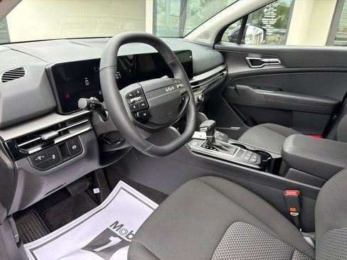 New 2026 Kia Sportage LX AWD/4WD image 29