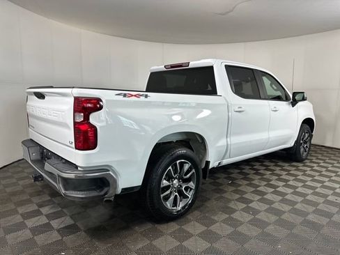 Used 2023 Chevrolet Silverado 1500 LT image 3