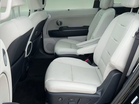 Used 2026 Hyundai Palisade Calligraphy FWD image 14
