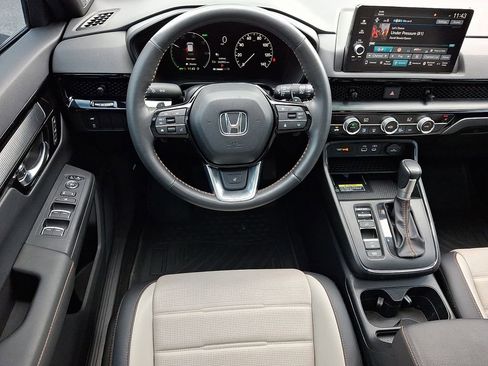 Used 2024 Honda CR-V Sport Touring image 2