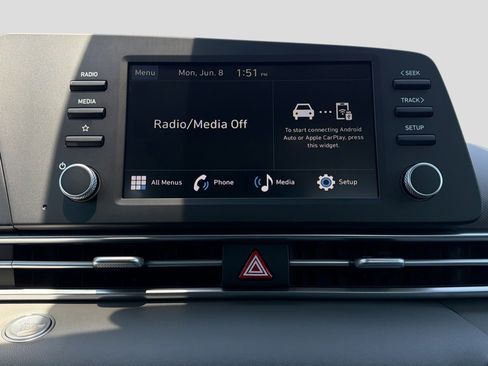 Certified 2025 Hyundai Elantra Sport FWD image 21