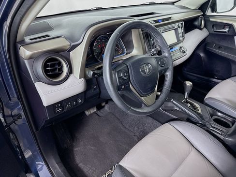 Used 2013 Toyota RAV4 Limited image 9