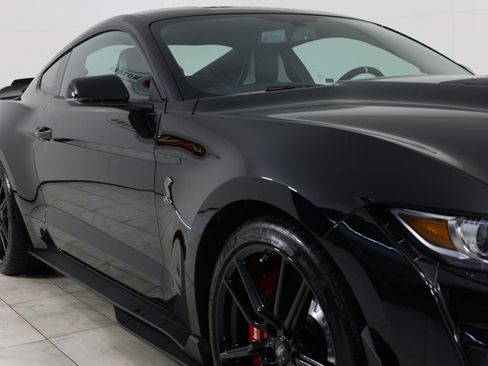 Used 2020 Ford Mustang Shelby GT500 w/ Technology Package RWD image 39