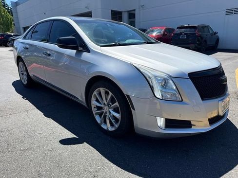 Used 2014 Cadillac XTS Premium AWD/4WD image 2