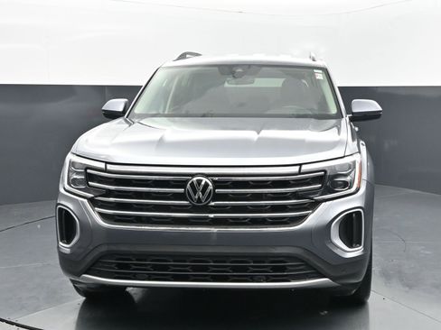 Used 2025 Volkswagen Atlas SE FWD image 8