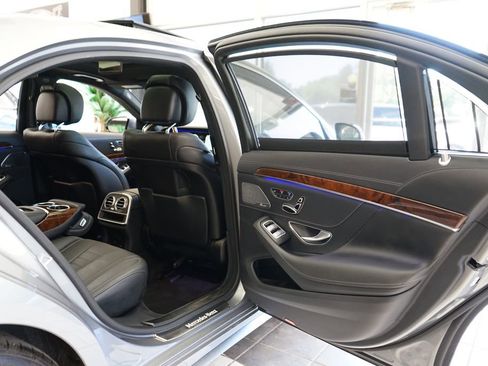 Used 2015 Mercedes-Benz S 550 4MATIC Sedan image 55