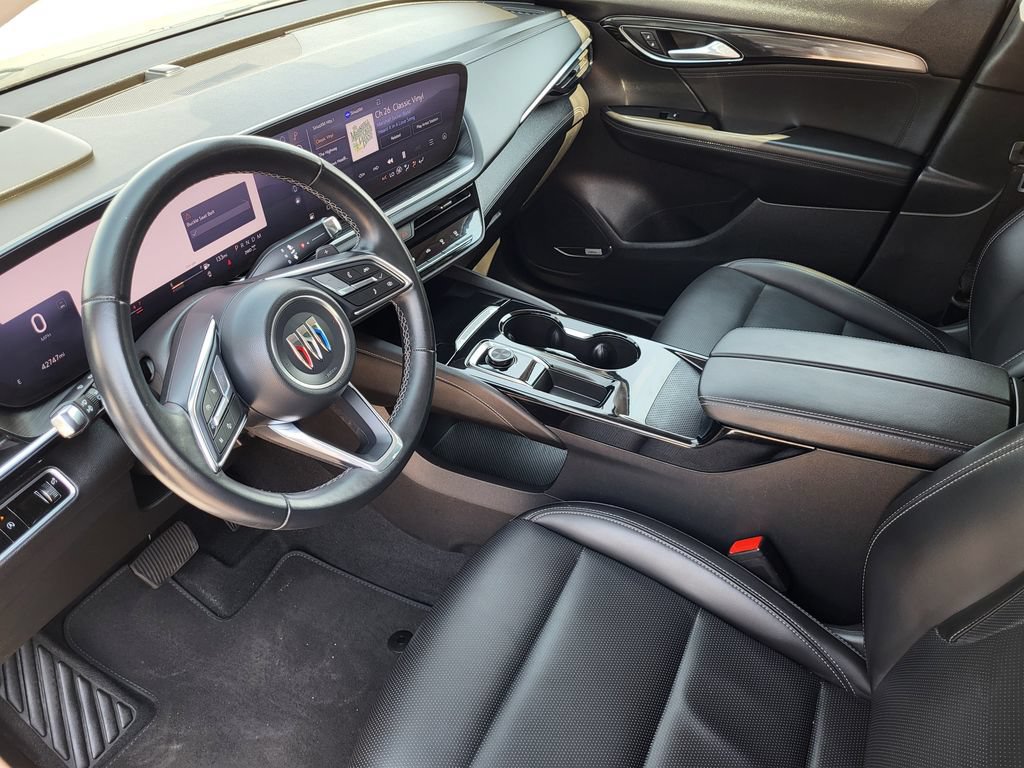 Used 2024 Buick Envision Preferred AWD/4WD image 10