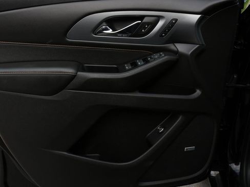 Used 2019 Chevrolet Traverse Premier w/ Redline Edition AWD/4WD image 18
