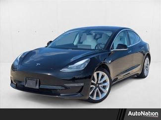 Used 2018 Tesla Model 3 Mid Range image 1