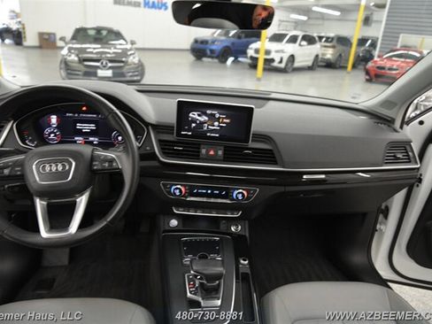 Used 2018 Audi Q5 2.0T w/ Premium Plus Package image 16