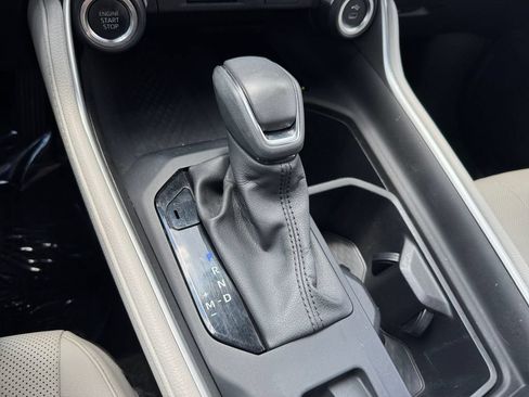 Certified 2024 Toyota Grand Highlander AWD image 25