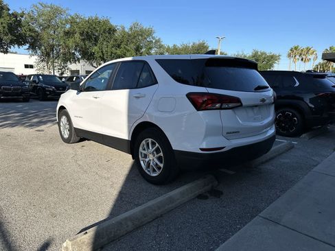 Used 2023 Chevrolet Equinox LS w/ LS Convenience Package FWD image 6