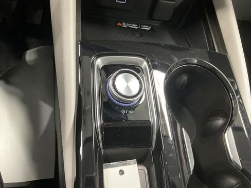 New 2026 Buick Envision Avenir image 25