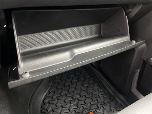 Used 2023 RAM 2500 Tradesman AWD/4WD image 27