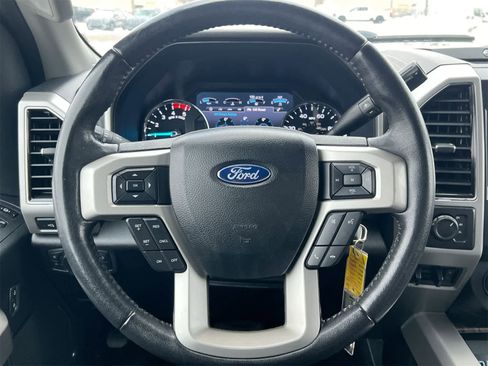 Used 2019 Ford F350 Lariat w/ Chrome Package image 23
