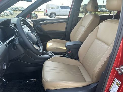 Certified 2023 Volkswagen Tiguan SE AWD/4WD image 24