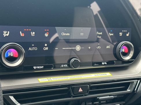 New 2026 Lexus TX 500h AWD image 17