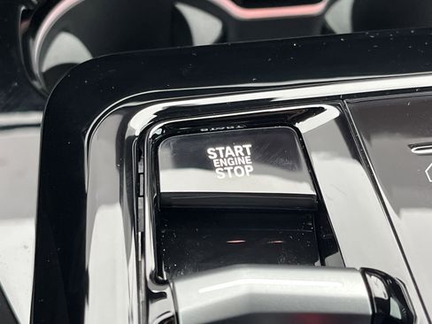 New 2026 BMW 530i w/ M Sport Package image 9