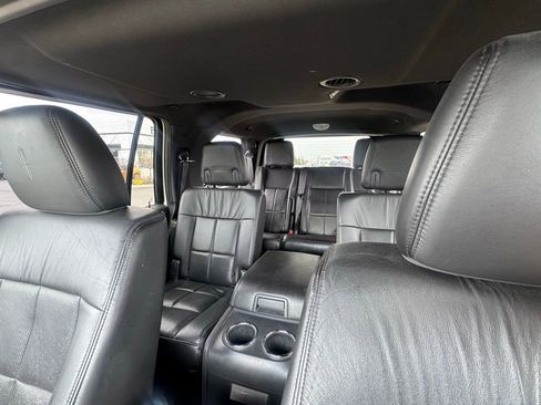 Used 2013 Lincoln Navigator 4WD w/ HD Trailer Tow Pkg image 11