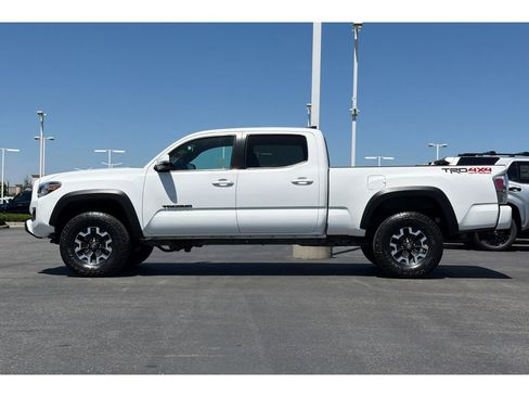 Certified 2023 Toyota Tacoma TRD Off-Road w/ Advanced Technology Package AWD/4WD image 7