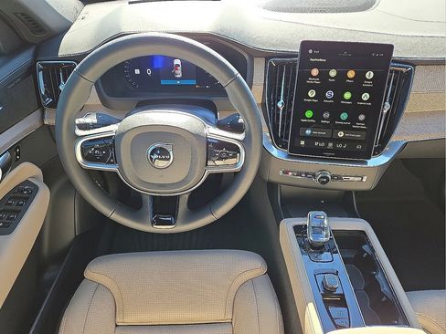 New 2026 Volvo XC90 B6 Ultra image 18