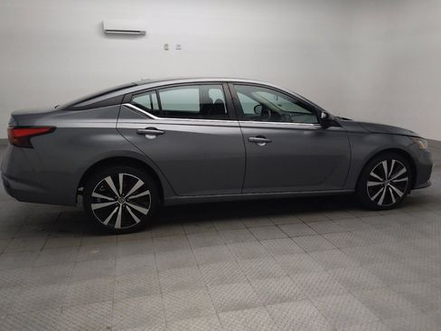 Used 2020 Nissan Altima 2.5 SR AWD/4WD image 10