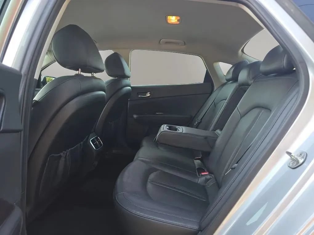 Used 2018 Kia Optima EX FWD image 38