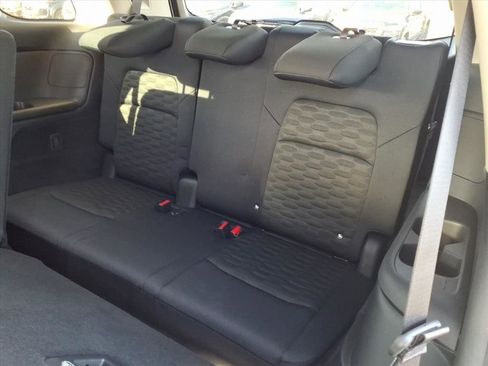 New 2025 Nissan Pathfinder S image 30