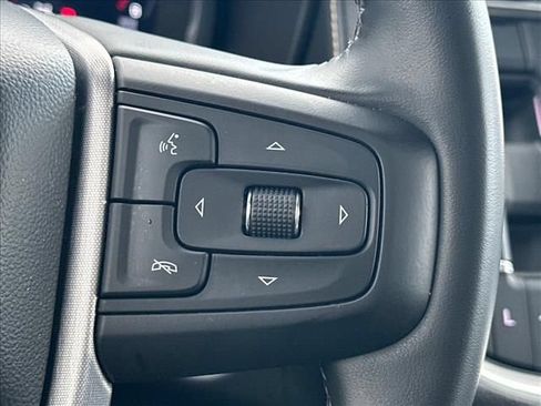 Certified 2023 GMC Yukon SLT AWD/4WD image 28