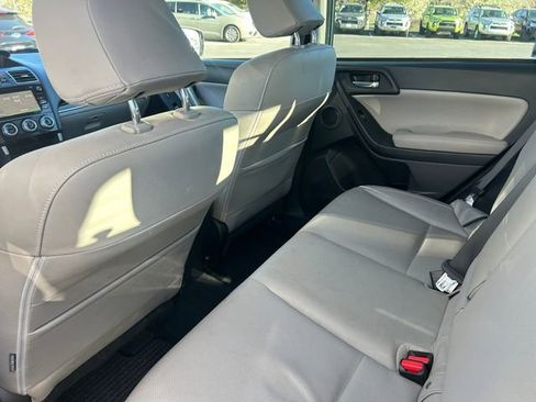 Used 2018 Subaru Forester 2.5i Limited AWD/4WD image 32